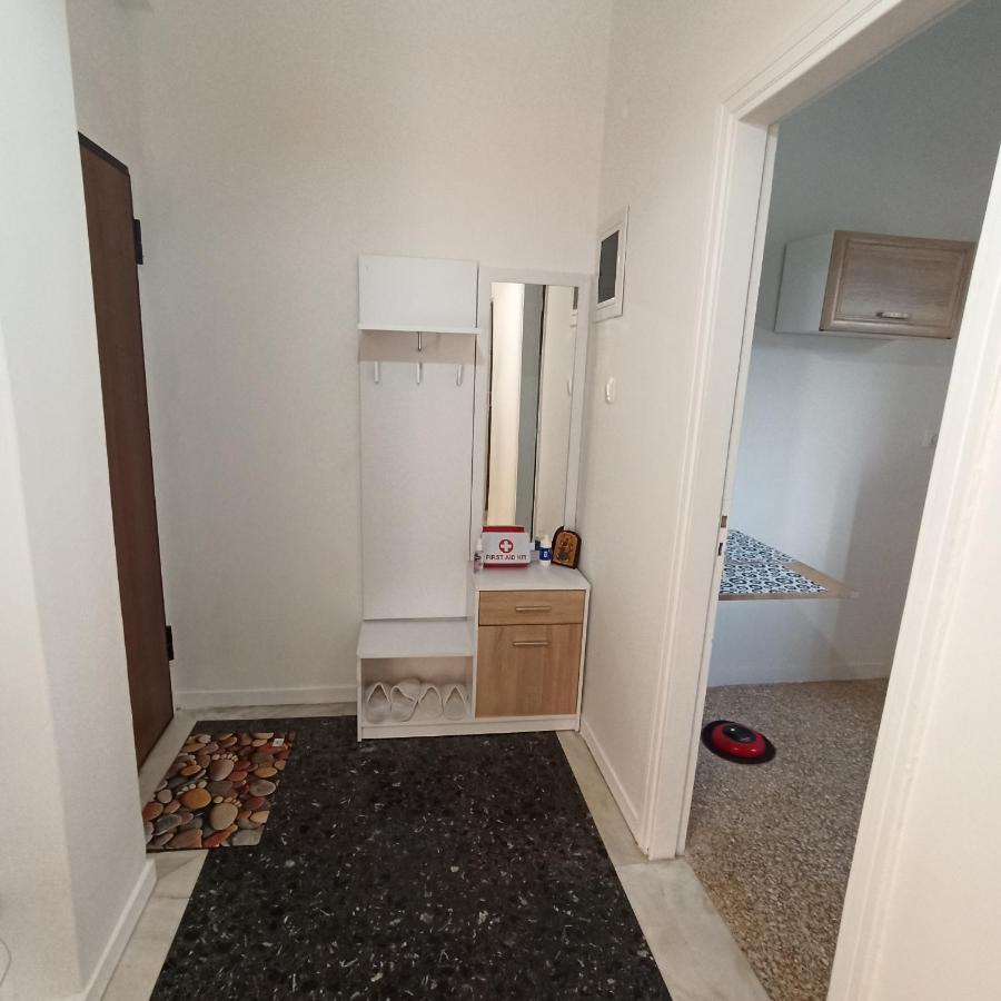 Chrishome Athena Bagian luar foto